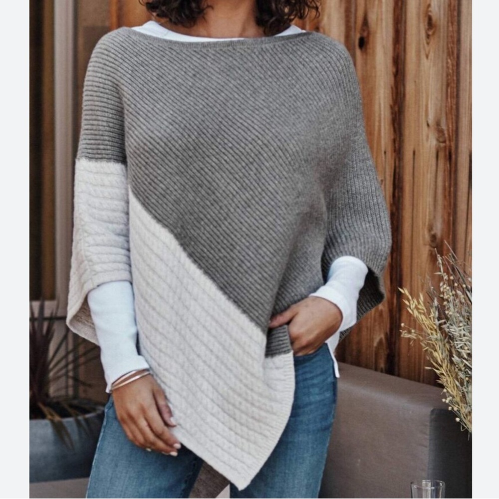☀️ New! J. JILL Asymmetric Knit Poncho